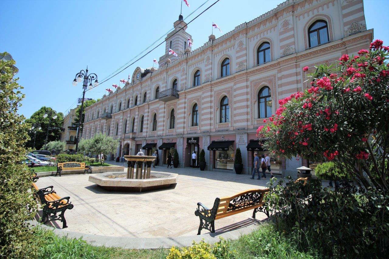 Hotel Loft Tbilisi Bagian luar foto