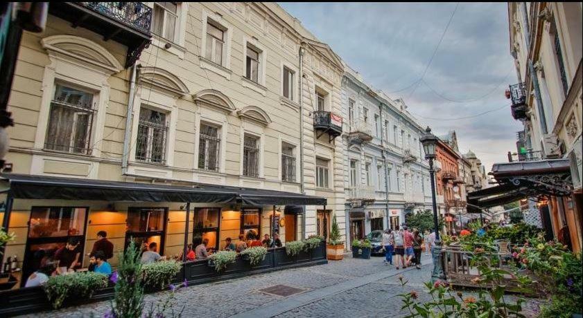 Hotel Loft Tbilisi Bagian luar foto